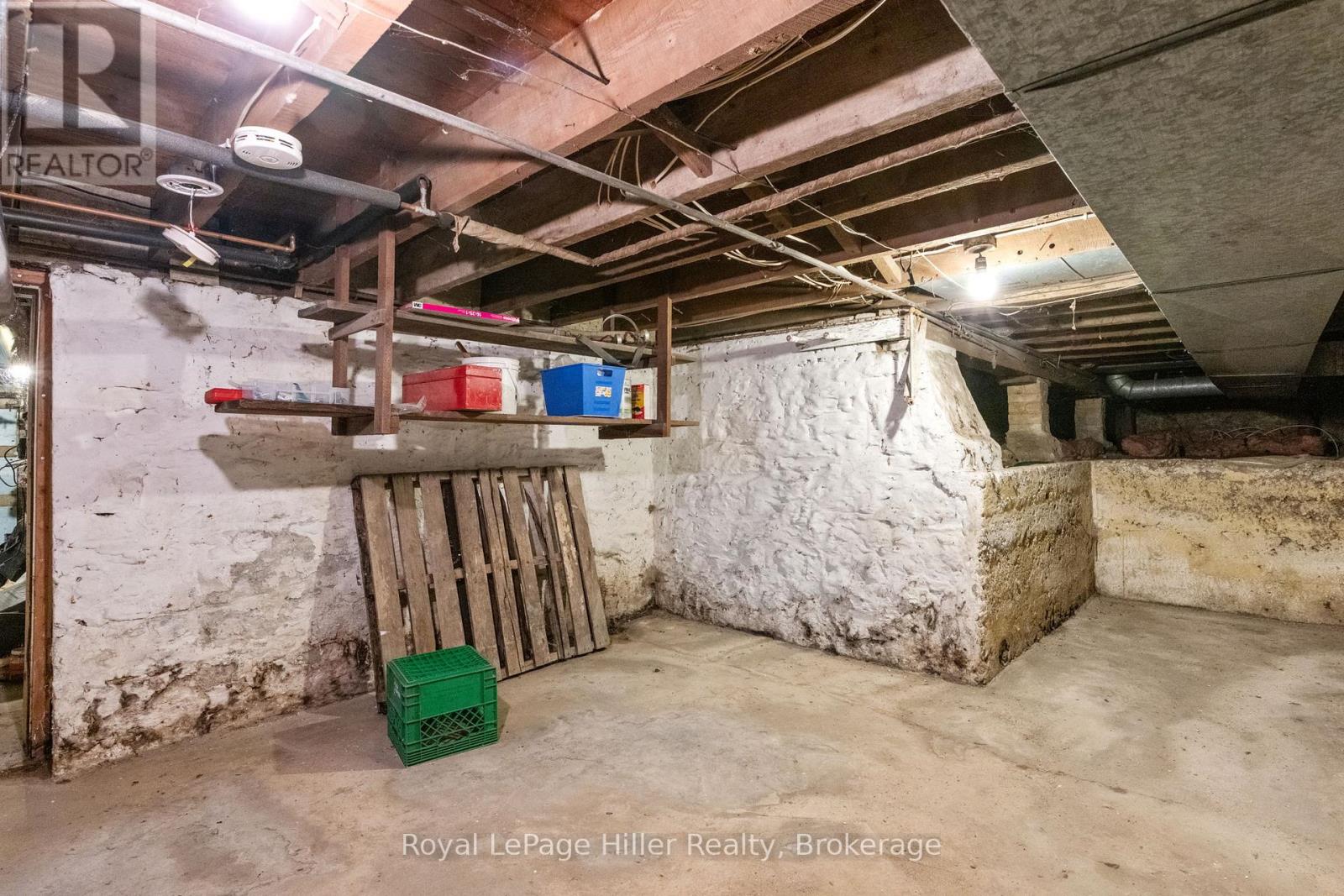 51 Argyle Street, Stratford, Ontario  N5A 2H4 - Photo 34 - X13213238