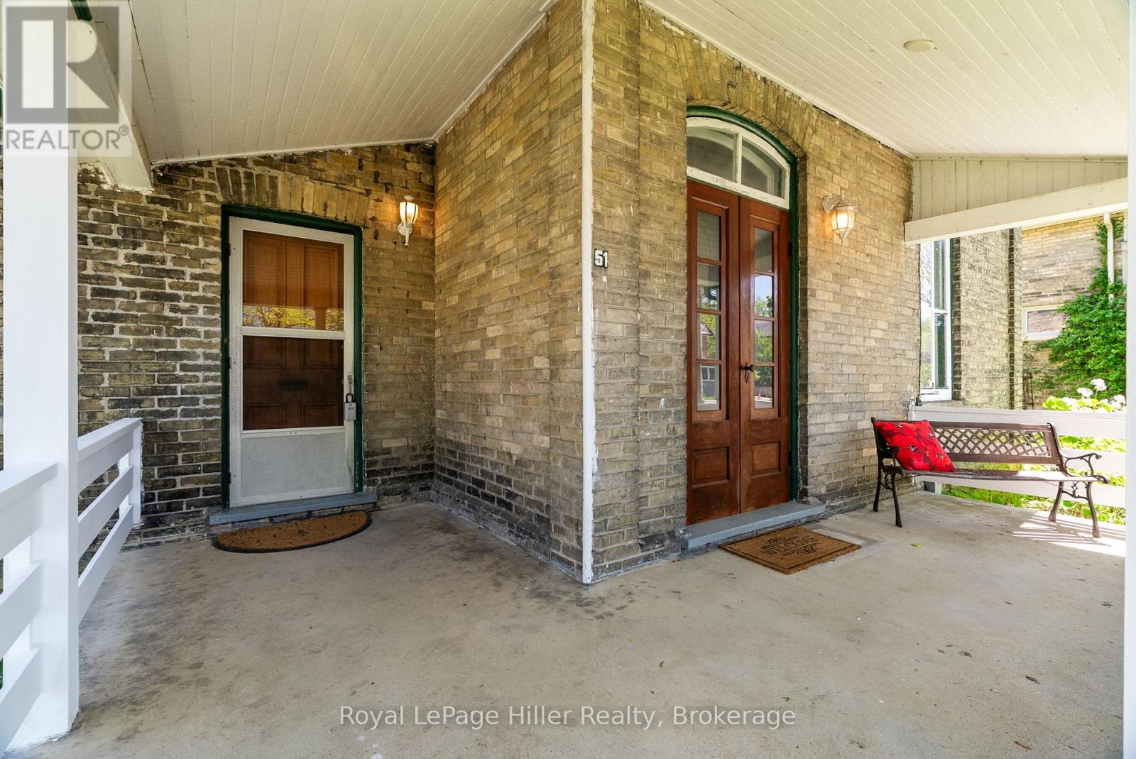 51 Argyle Street, Stratford, Ontario  N5A 2H4 - Photo 5 - X13213238