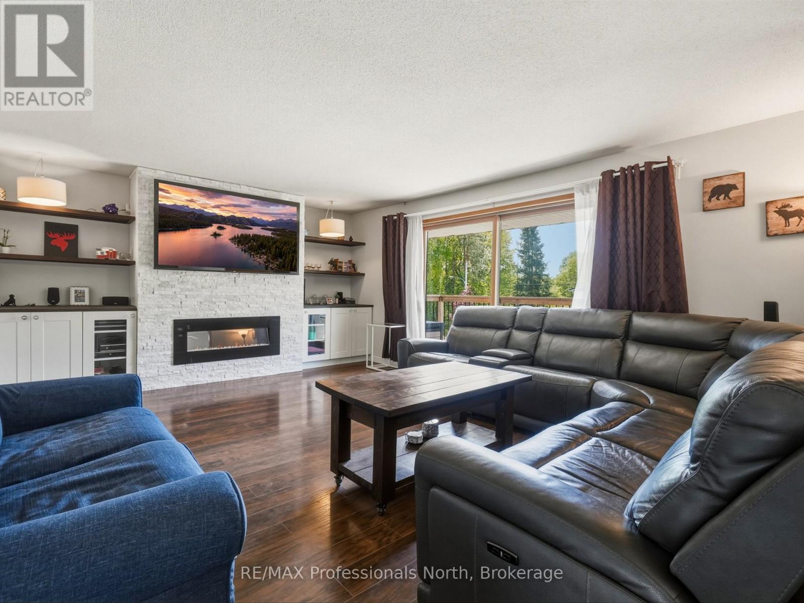 240 Oriole Crescent, Gravenhurst, Ontario  P1P 1C6 - Photo 8 - X13213242