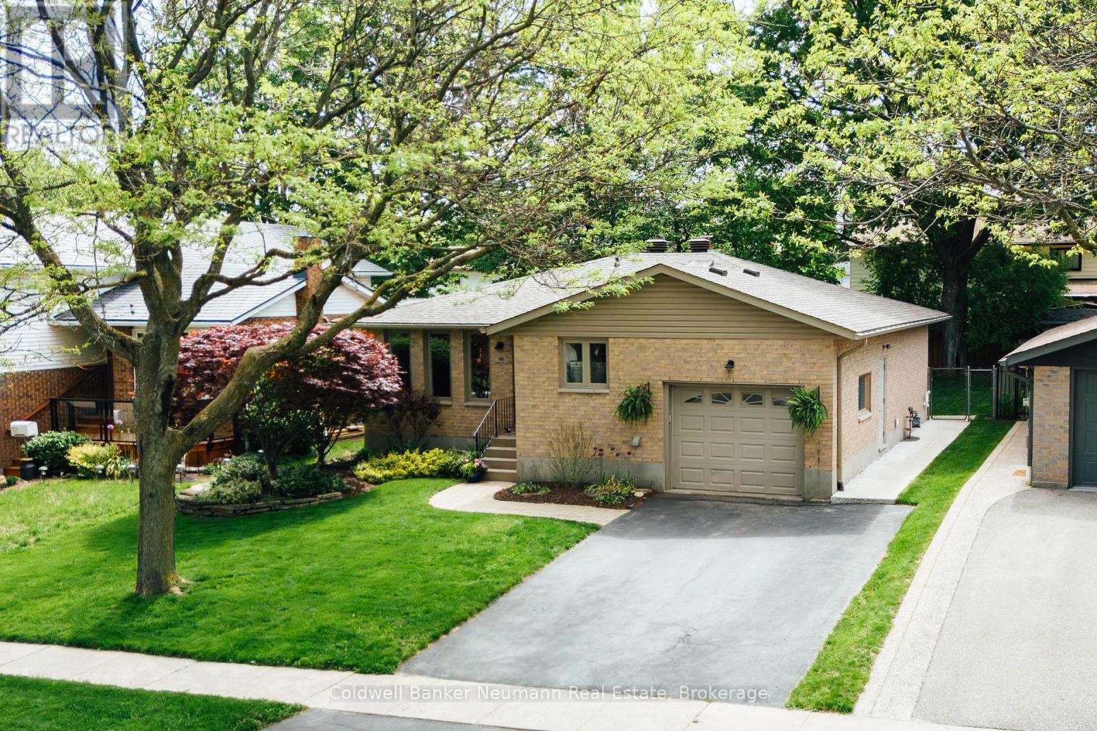 16 Suzanna Drive, Guelph, Ontario  N1K 1K4 - Photo 1 - X13213450