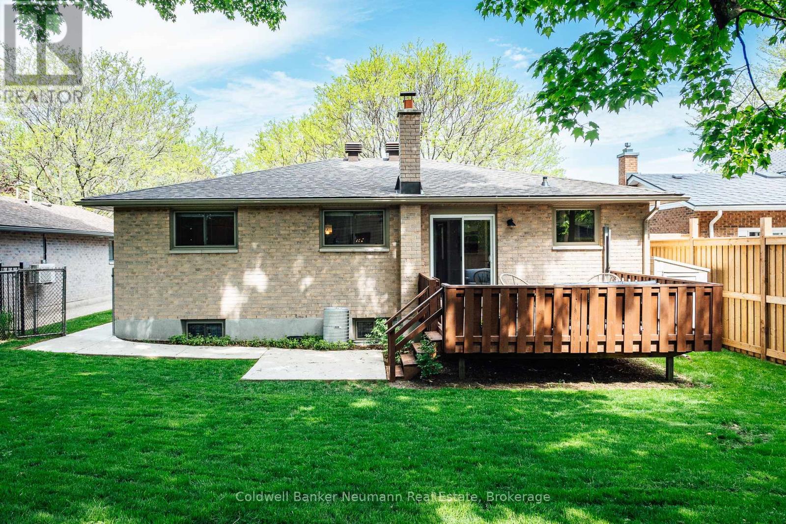 16 Suzanna Drive, Guelph, Ontario  N1K 1K4 - Photo 40 - X13213450
