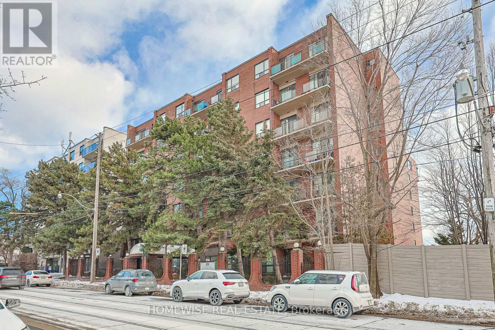 307 - 485 Kingston Road, Toronto, Ontario  M4L 1V6 - Photo 1 - E13212986