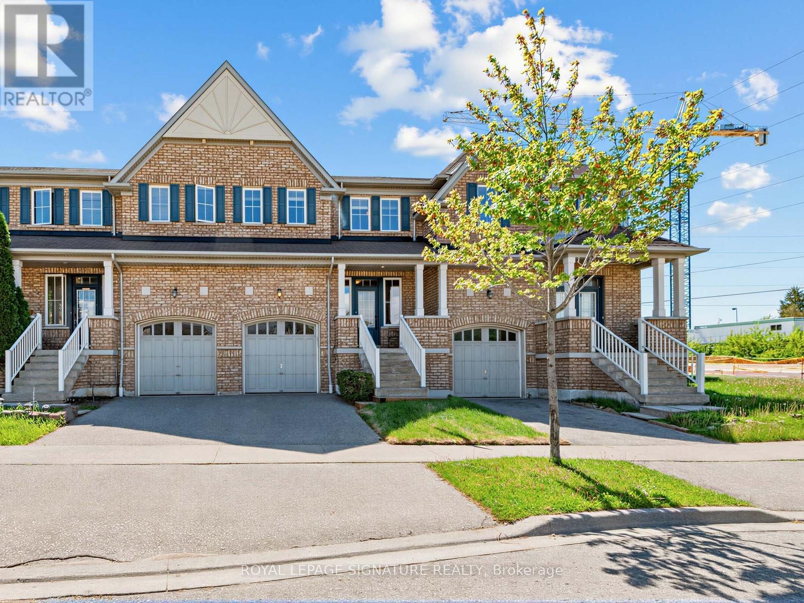 32 CLAREPARK COURT, Ajax, Ontario