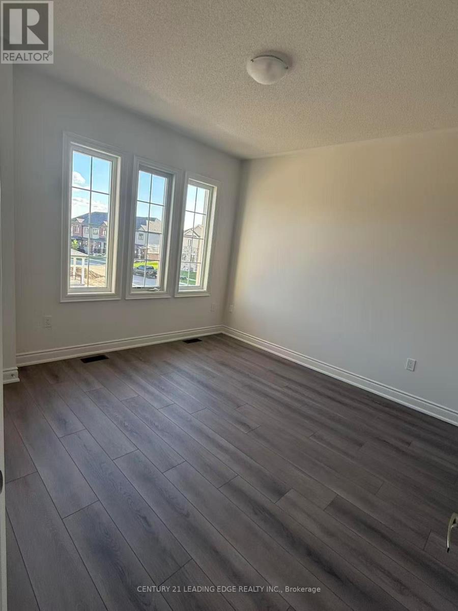 1466 Wheatcroft Drive, Oshawa, Ontario  L1L 0W5 - Photo 12 - E13213250