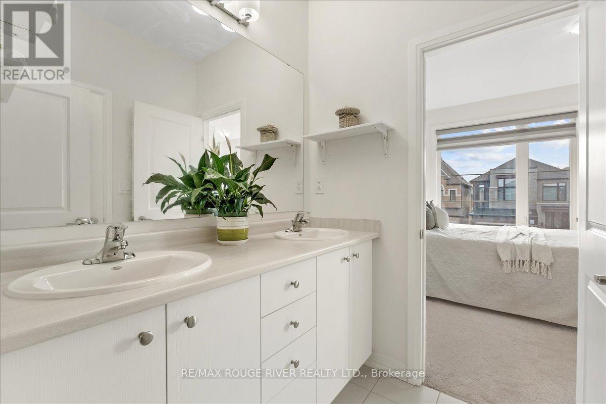 39 Armilia Place, Whitby, Ontario  L1P 0P8 - Photo 24 - E13213378