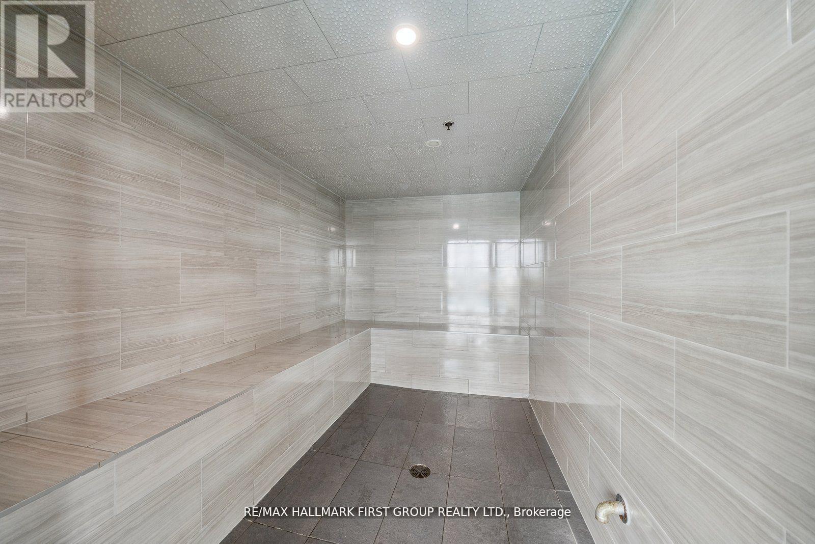 1304 - 1215 Bayly Street, Pickering, Ontario L1W 1L7 - Photo 35 - E13213416