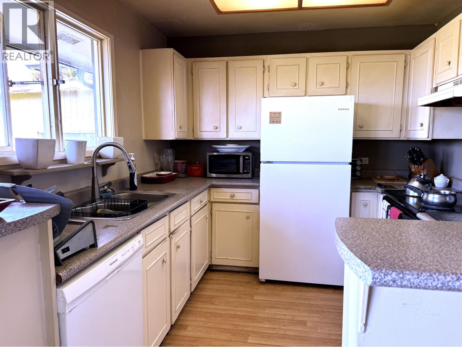4731 Laurel Avenue, Sechelt, British Columbia  V7Z 0B4 - Photo 10 - R3129579