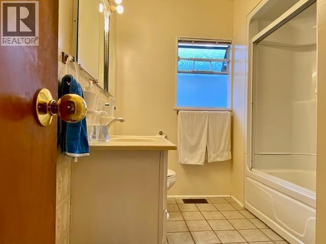 3925 Penticton Street, Vancouver, British Columbia  V5R 1X7 - Photo 13 - R3129612