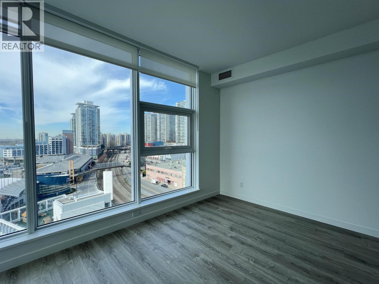 802 680 Quayside Drive, New Westminster, British Columbia  V3M 0P2 - Photo 19 - R3129600
