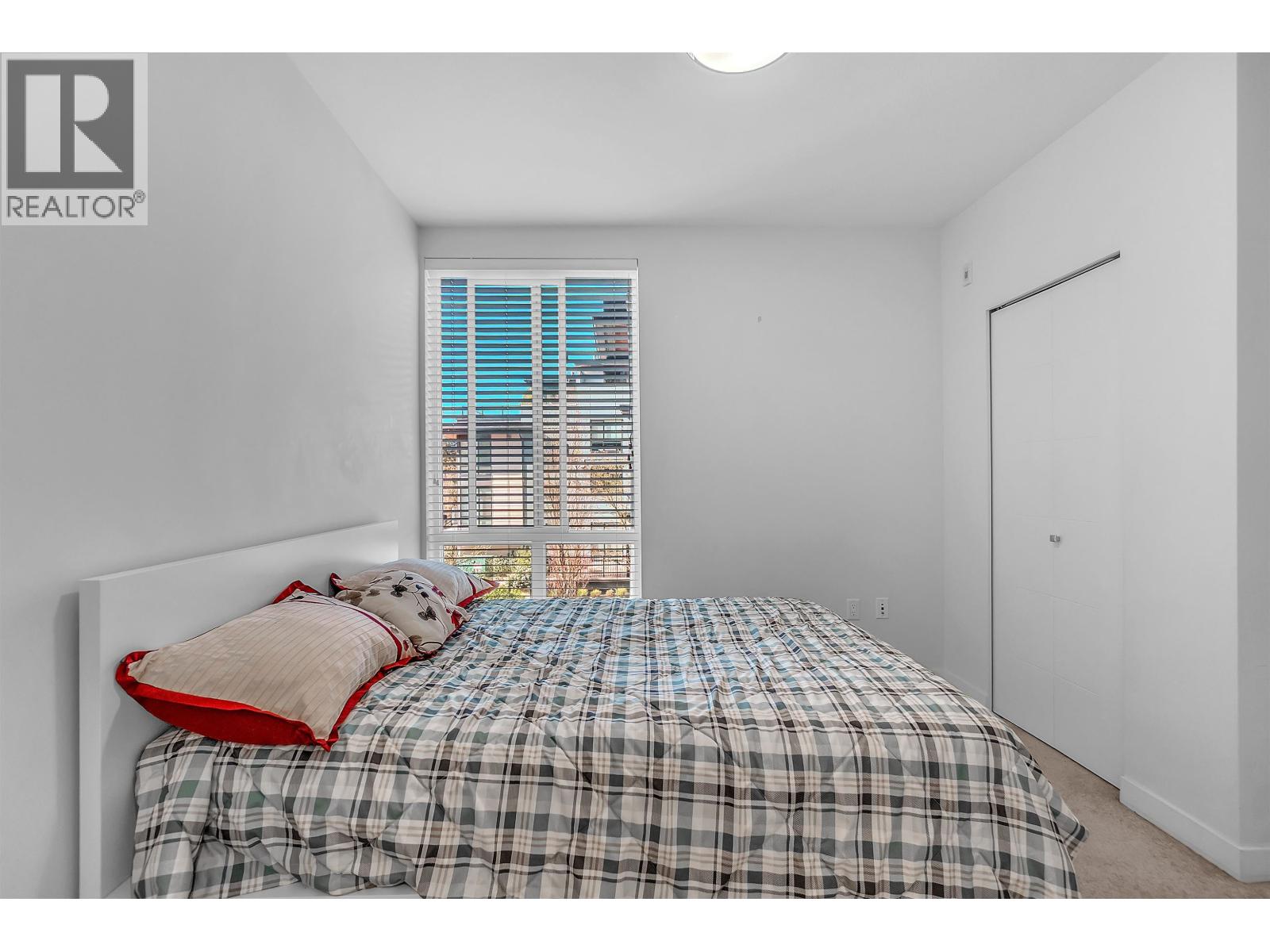 212 707 Como Lake Street, Coquitlam, British Columbia  V3J 0J5 - Photo 10 - R3129606