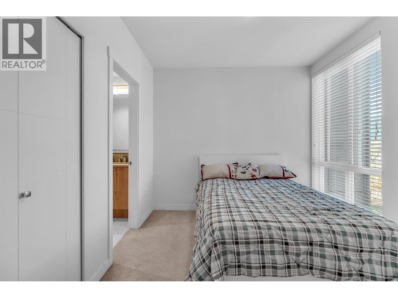 212 707 Como Lake Street, Coquitlam, British Columbia  V3J 0J5 - Photo 12 - R3129606