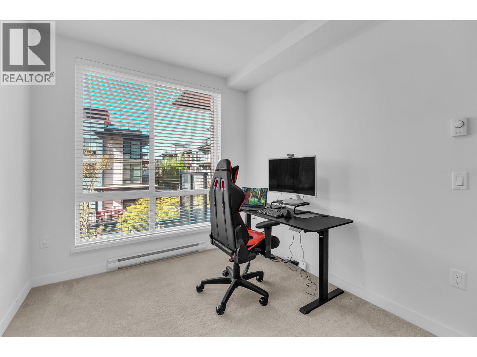 212 707 Como Lake Street, Coquitlam, British Columbia  V3J 0J5 - Photo 13 - R3129606