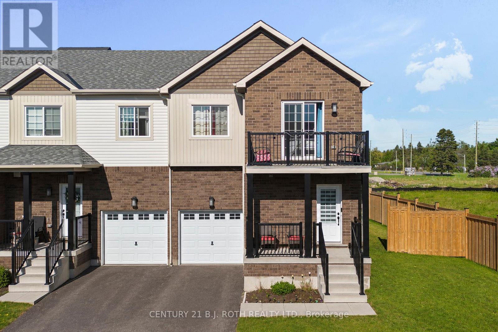 21 Brown Bear Street, Barrie (Holly), Ontario L9J 0H7 - Photo 1 - S13210374