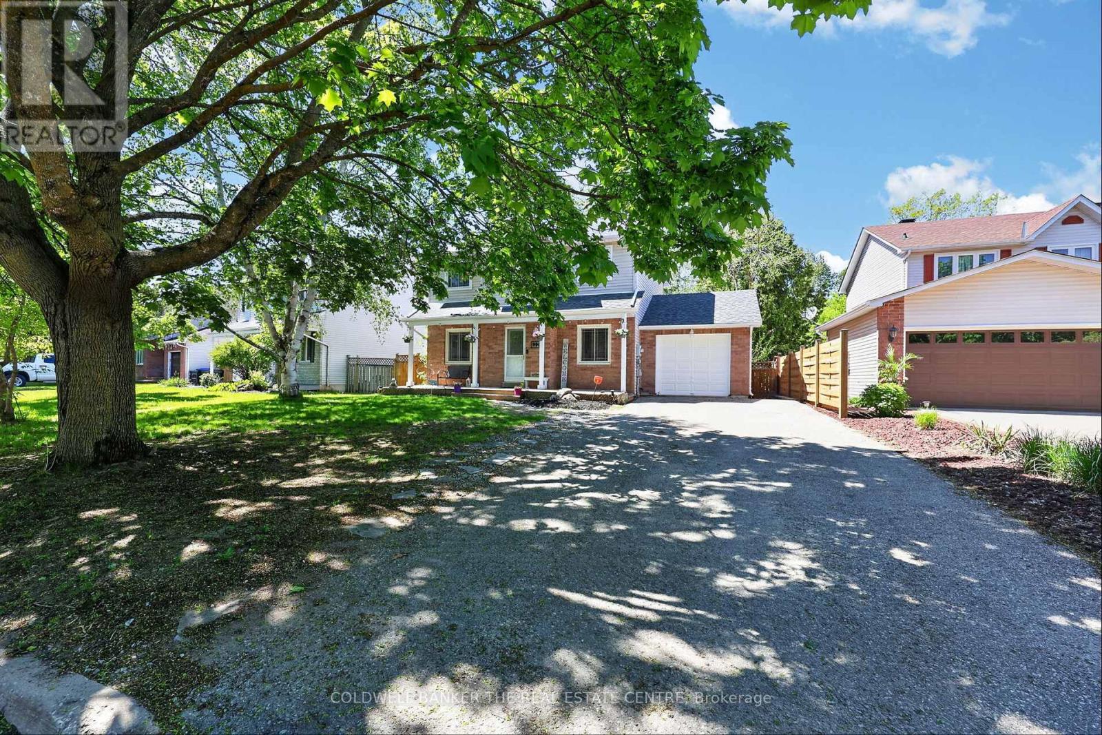 990 Anna Maria Avenue, Innisfil, Ontario  L9S 1V5 - Photo 2 - N13213010
