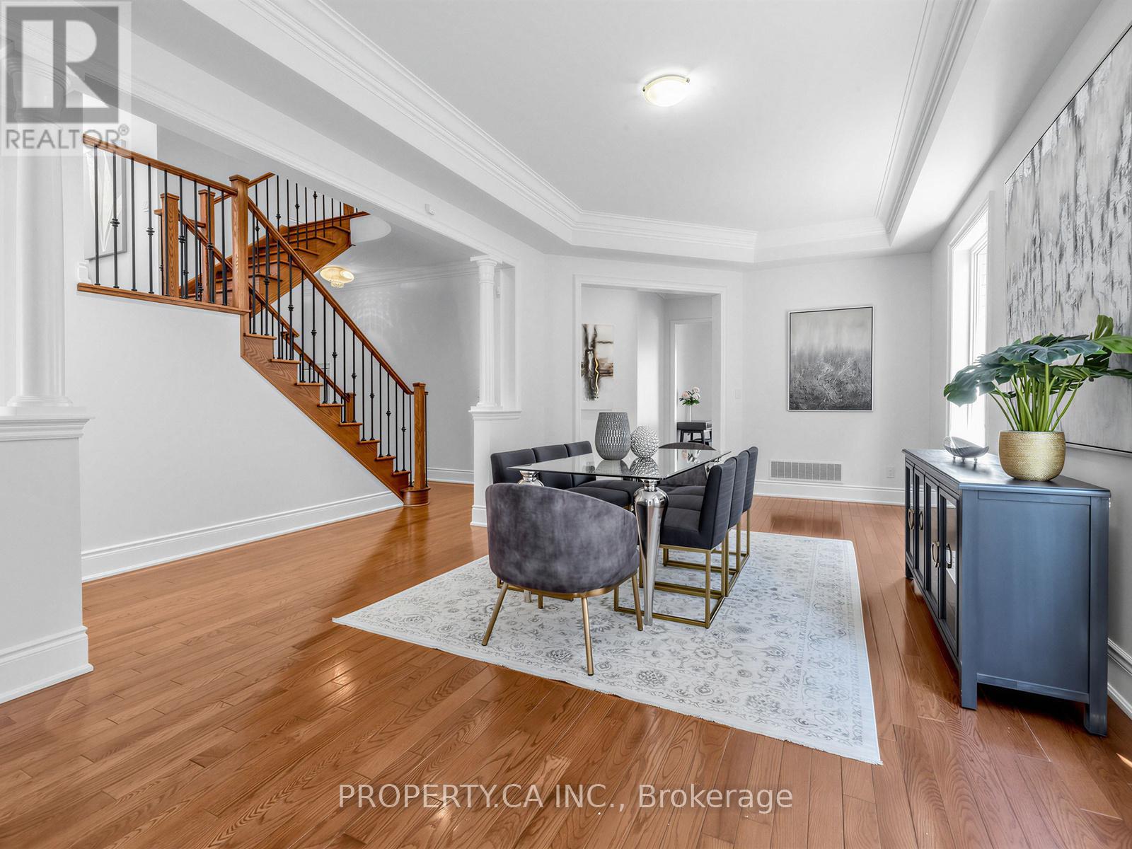 45 Marbrook Street, Richmond Hill, Ontario  L4C 0Y9 - Photo 7 - N13213034