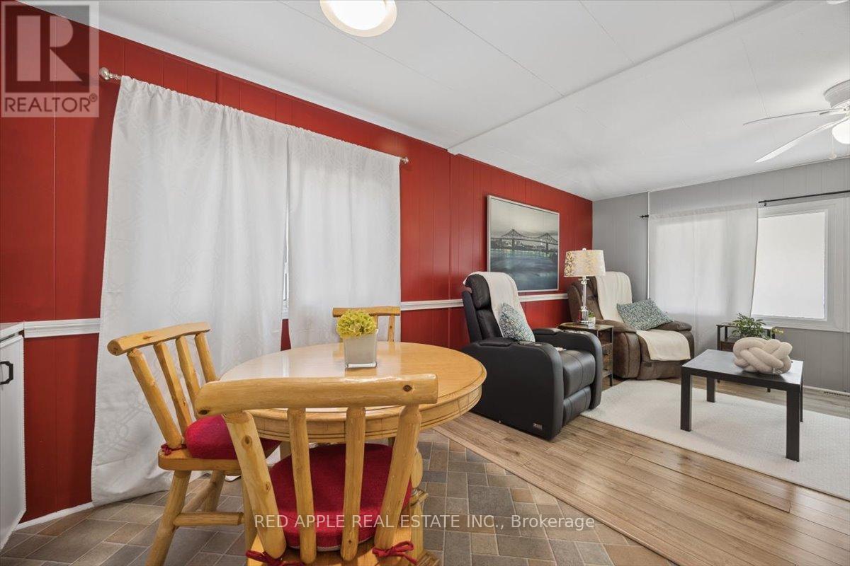 30 Flora Court, Innisfil, Ontario  L9S 1R4 - Photo 14 - N13213098