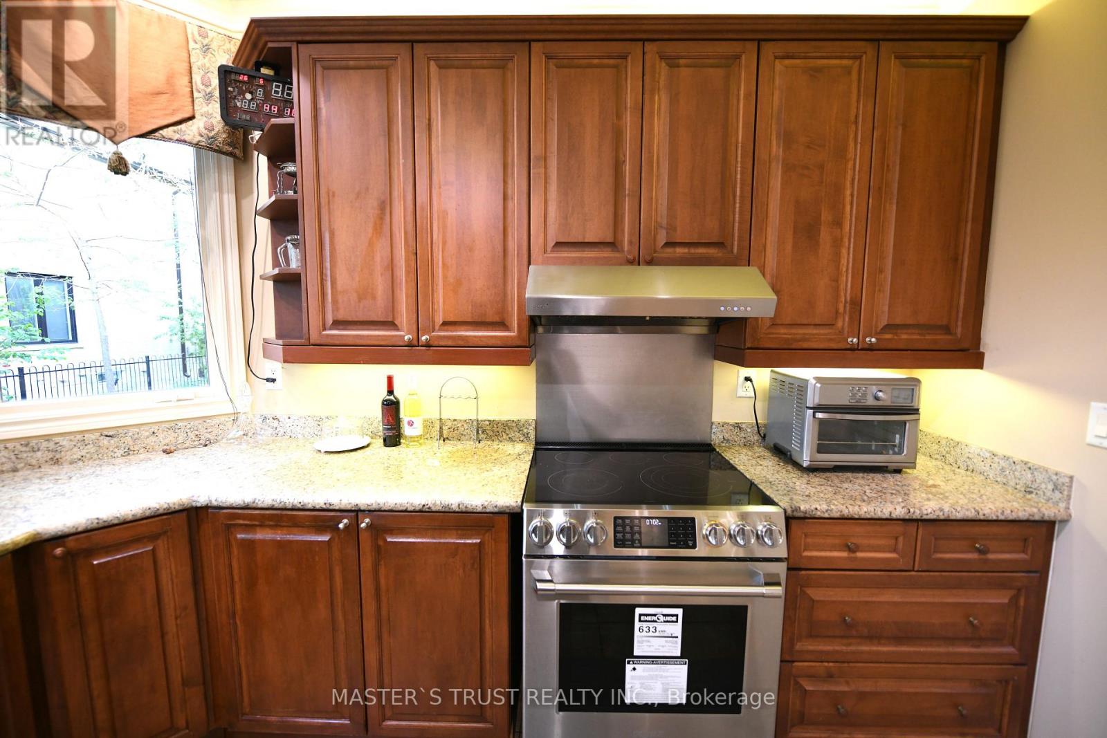 24 Majestic Drive, Markham, Ontario  L6C 2B1 - Photo 29 - N13213340