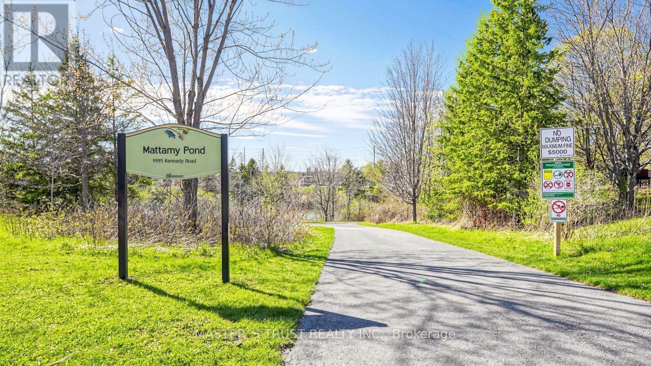 24 Majestic Drive, Markham, Ontario  L6C 2B1 - Photo 3 - N13213340