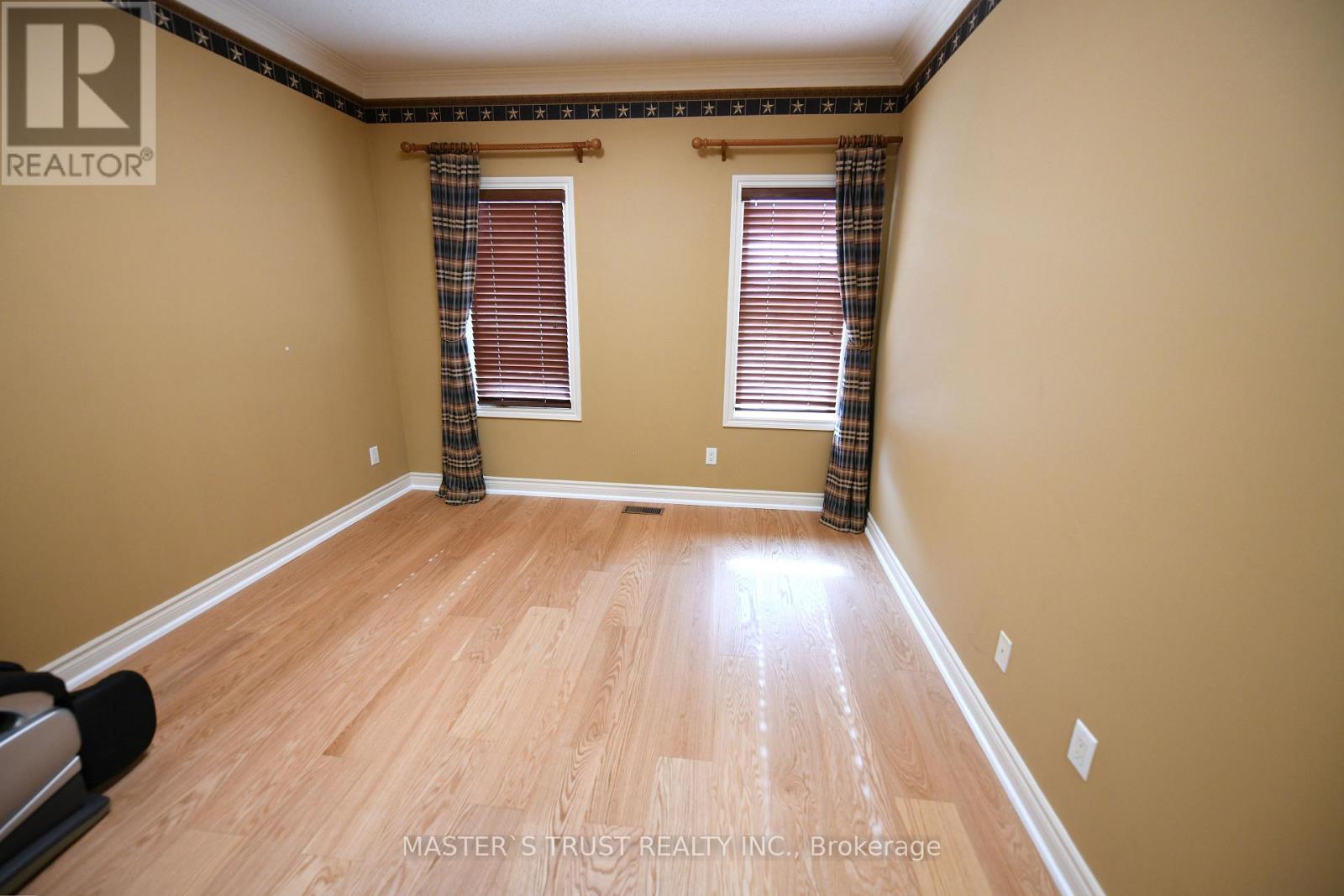 24 Majestic Drive, Markham, Ontario  L6C 2B1 - Photo 35 - N13213340