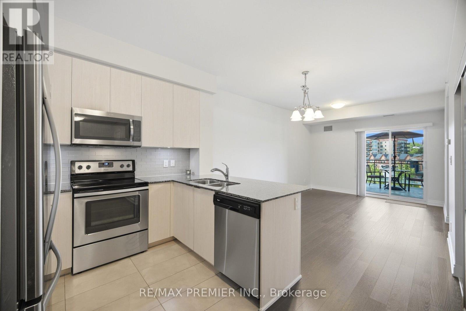 305 - 86 Woodbridge Avenue, Vaughan, Ontario  L4L 1L3 - Photo 13 - N13213418