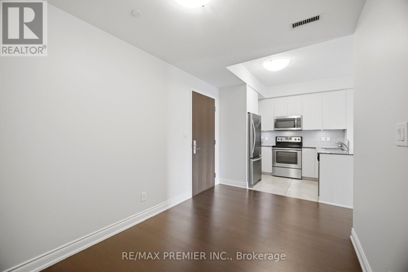 305 - 86 Woodbridge Avenue, Vaughan, Ontario  L4L 1L3 - Photo 8 - N13213418