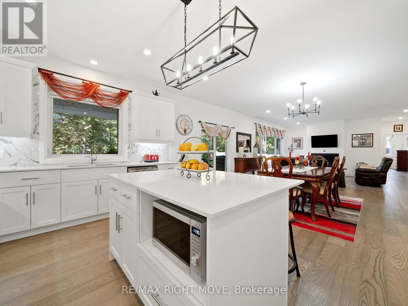 22 Bellehumeur Road, Tiny, Ontario  L9M 0J1 - Photo 14 - S13213110