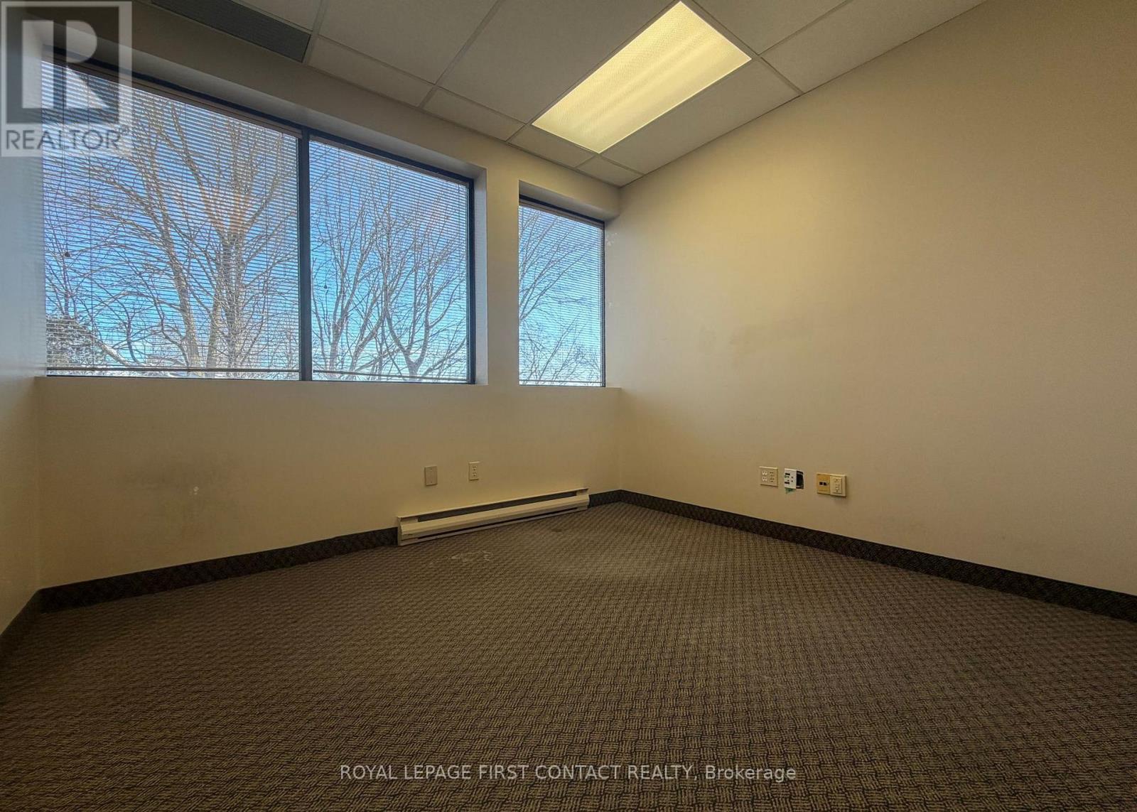 202 - 135 Bayfield Street, Barrie, Ontario  L4M 3B3 - Photo 13 - S13213180