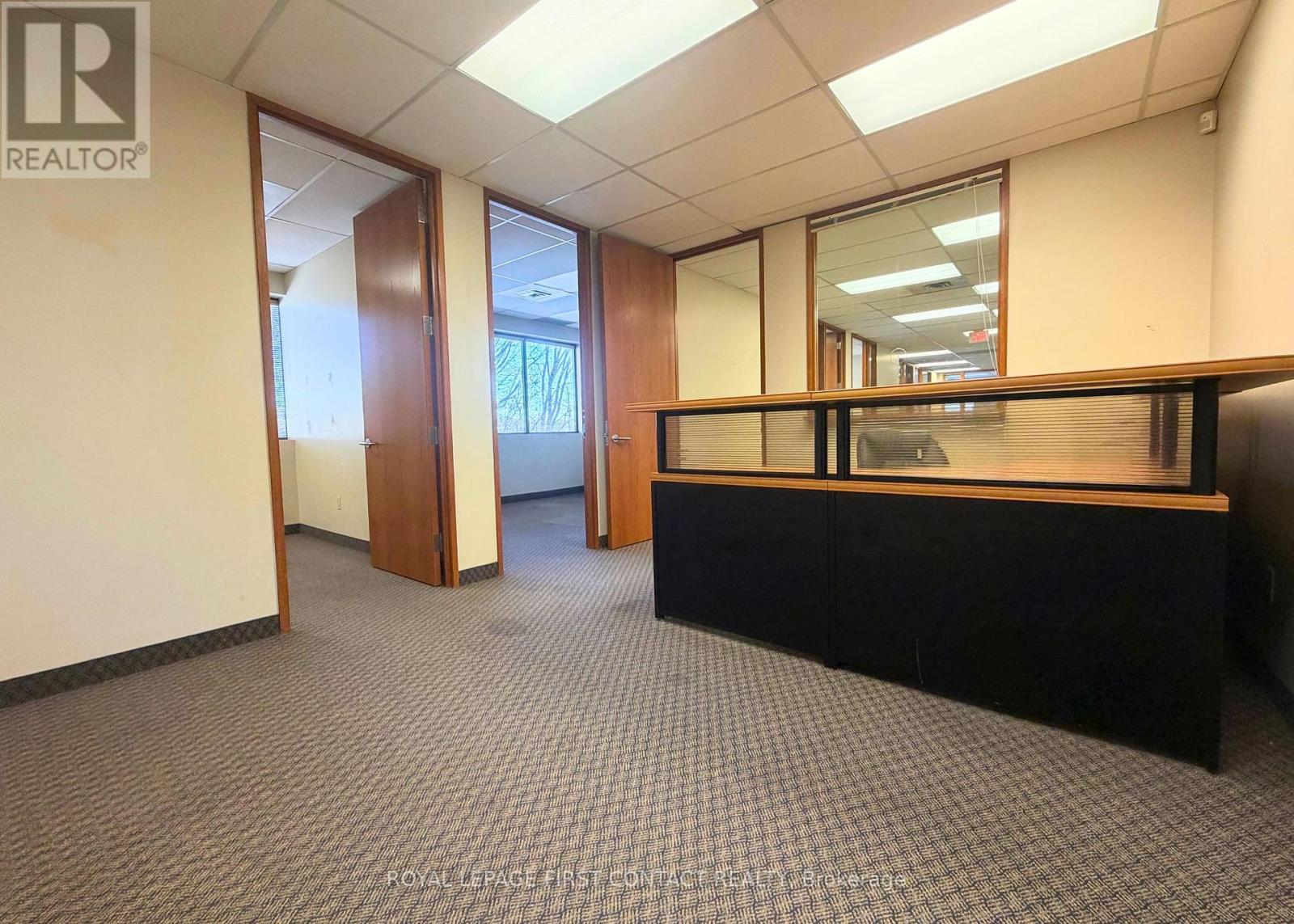 202 - 135 Bayfield Street, Barrie, Ontario  L4M 3B3 - Photo 2 - S13213180