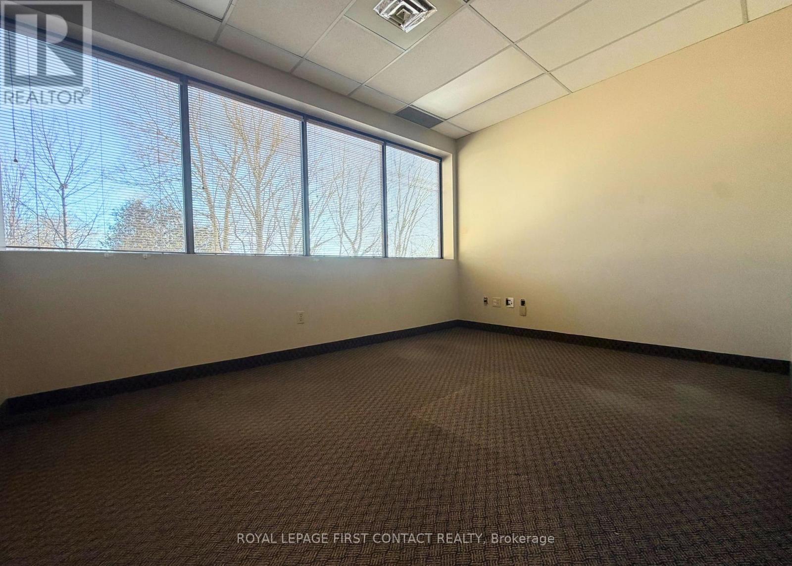 202 - 135 Bayfield Street, Barrie, Ontario  L4M 3B3 - Photo 8 - S13213180