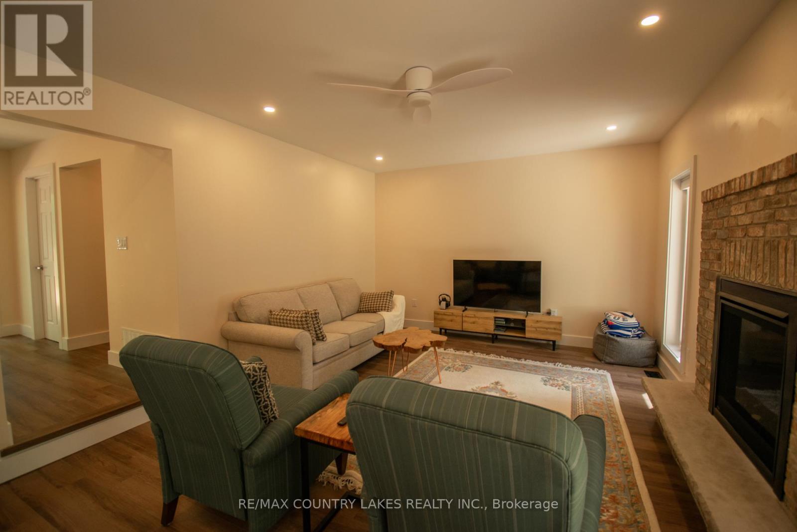 657 13th Line S, Oro-Medonte, Ontario  L0L 1T0 - Photo 10 - S13213278