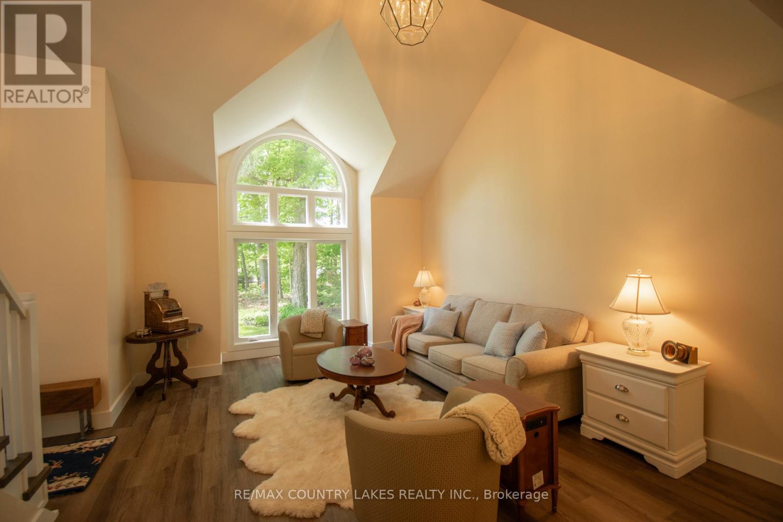 657 13th Line S, Oro-Medonte, Ontario  L0L 1T0 - Photo 3 - S13213278