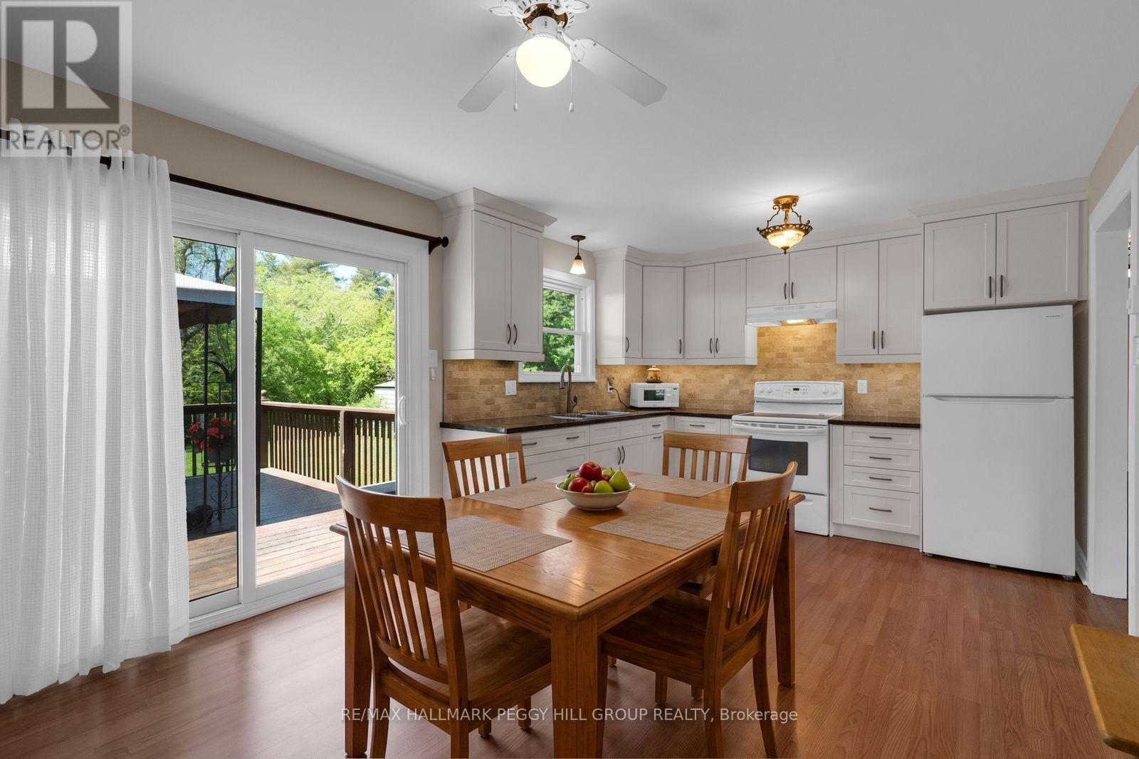 3644 Baldwick Lane, Springwater, Ontario  L0M 1T0 - Photo 4 - S13213334