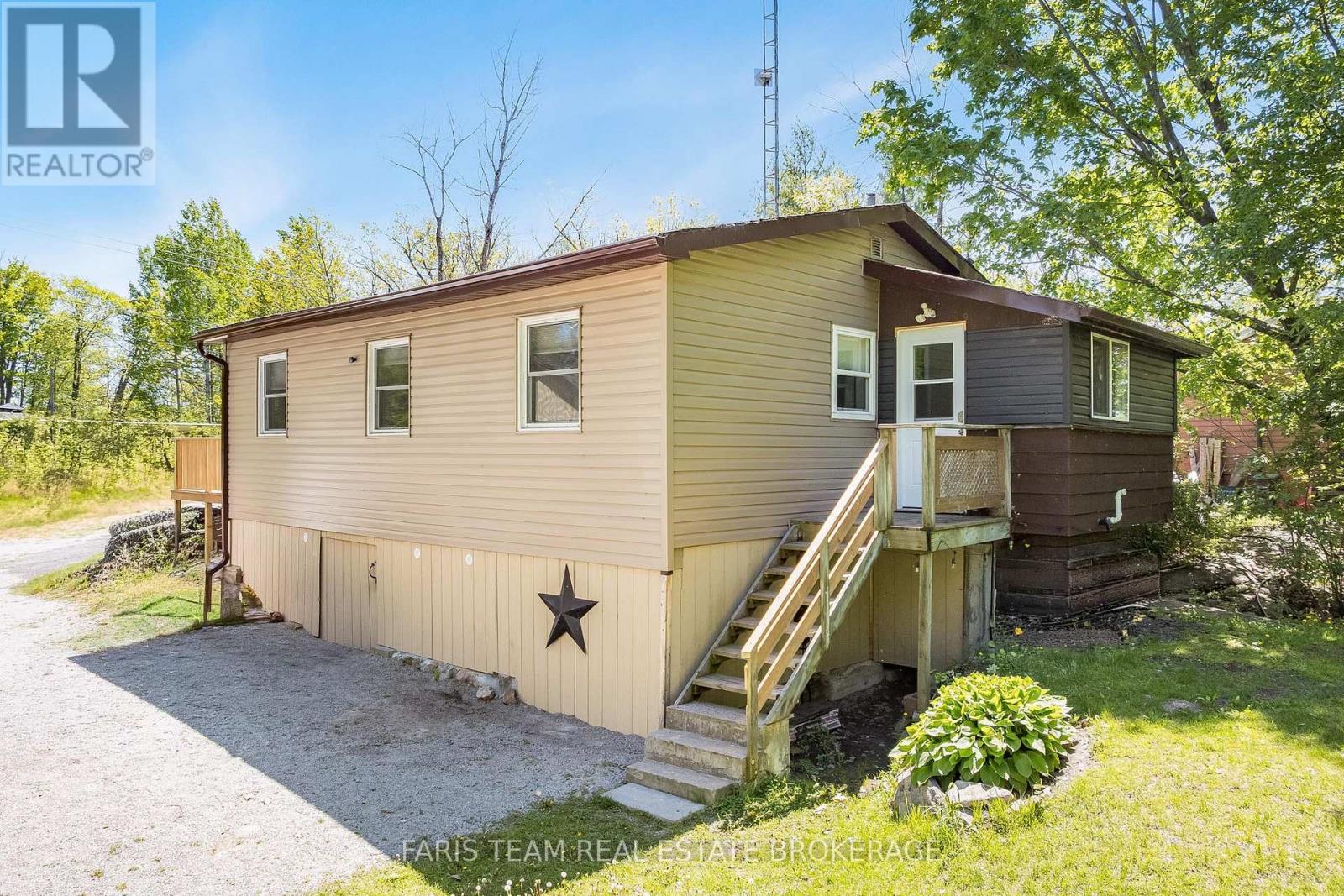 62 Forest Harbour Parkway, Tay, Ontario  L0K 1E0 - Photo 3 - S13213382