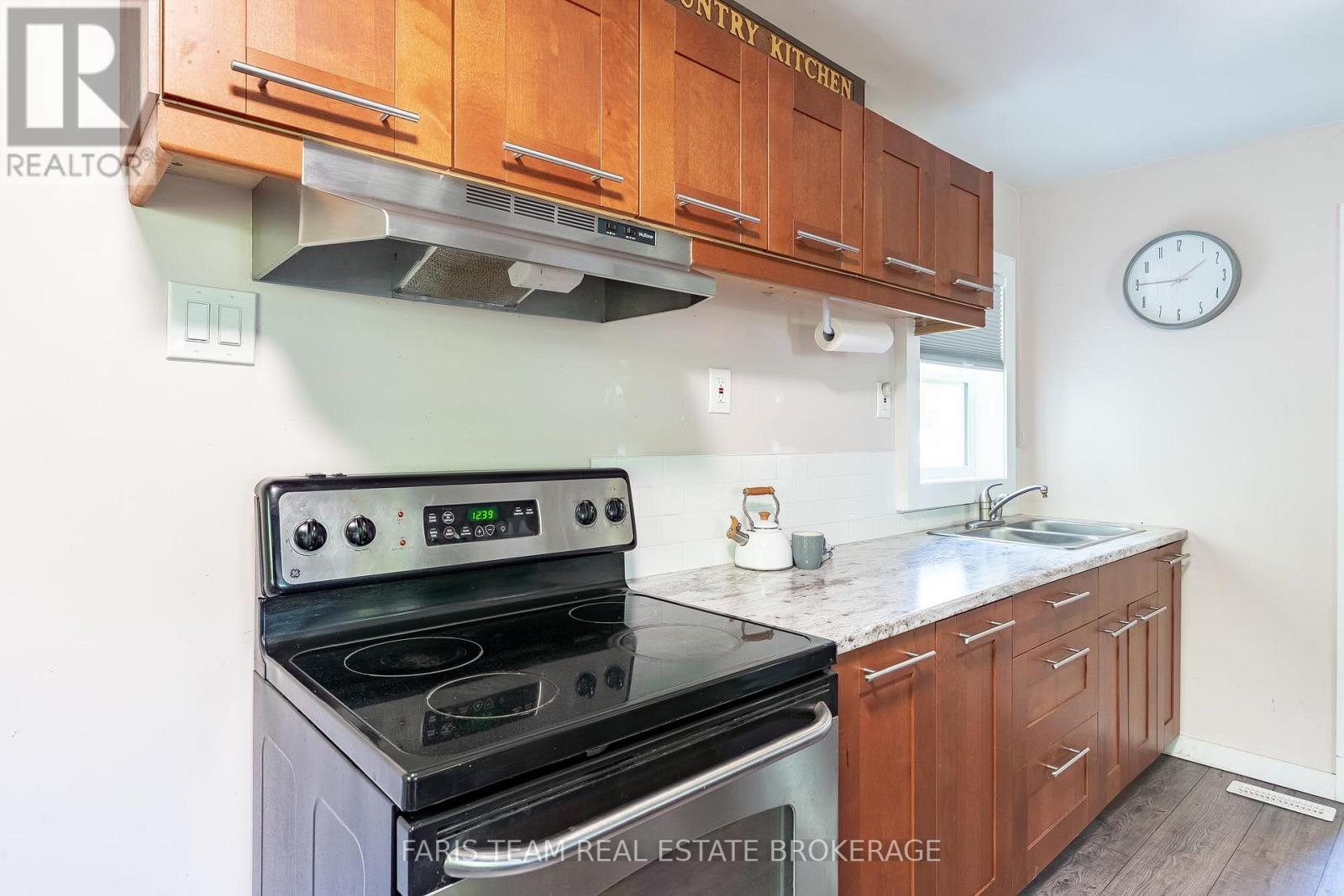 62 Forest Harbour Parkway, Tay, Ontario  L0K 1E0 - Photo 5 - S13213382