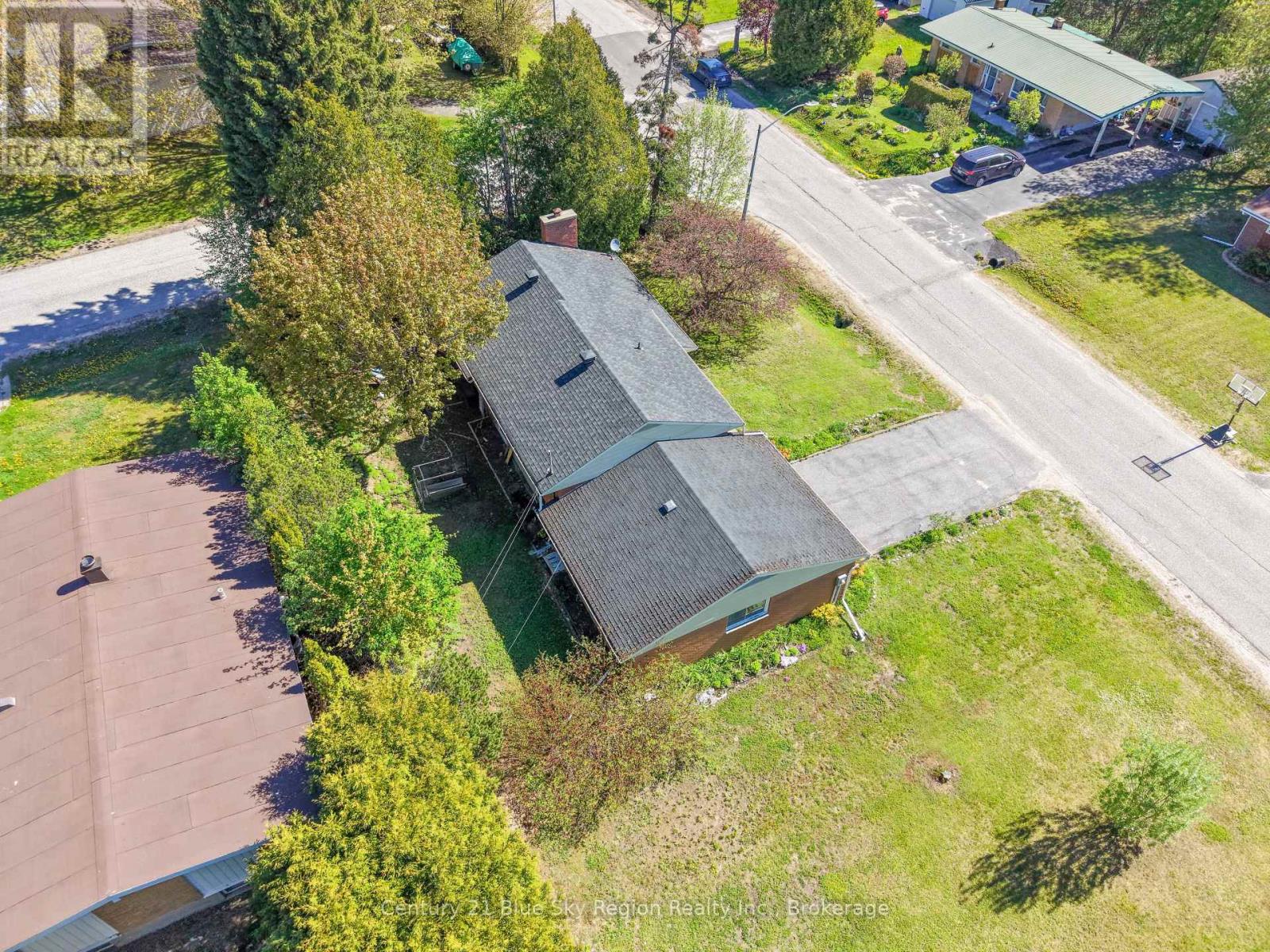 592 Birchwood Road, North Bay, Ontario  P1B 4T3 - Photo 35 - X13213260