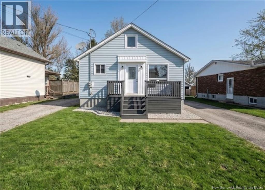 91 Purdy Avenue, Moncton, New Brunswick  E1C 7W1 - Photo 3 - NB131698