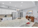 1088 Sunset Drive Unit# 635, Kelowna, BC V1Y 9W1