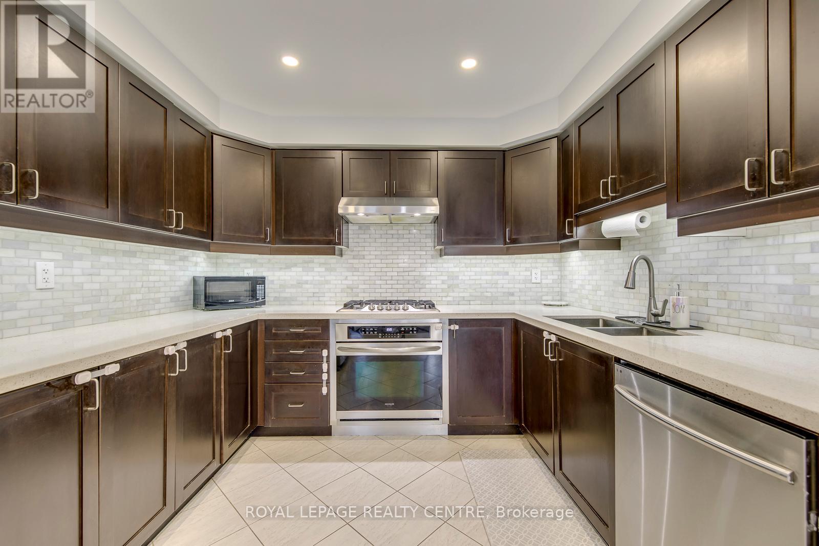 519 Cavanagh Lane, Milton, Ontario  L9T 8G4 - Photo 10 - W13212910