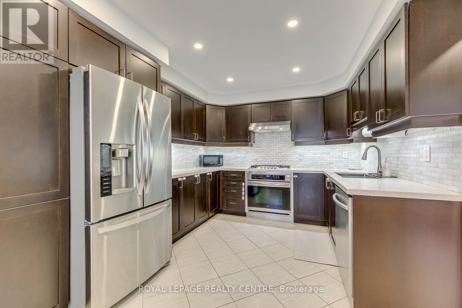 519 Cavanagh Lane, Milton, Ontario  L9T 8G4 - Photo 9 - W13212910