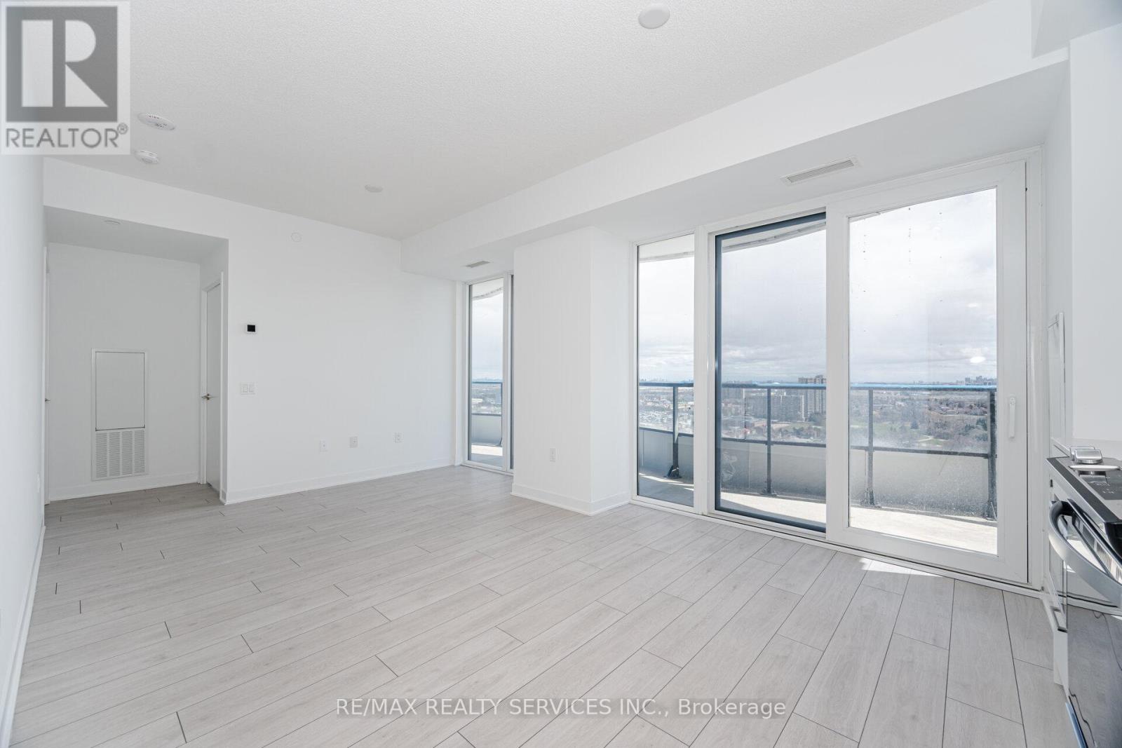 Unknown Address, ,    - Photo 10 - W13212950