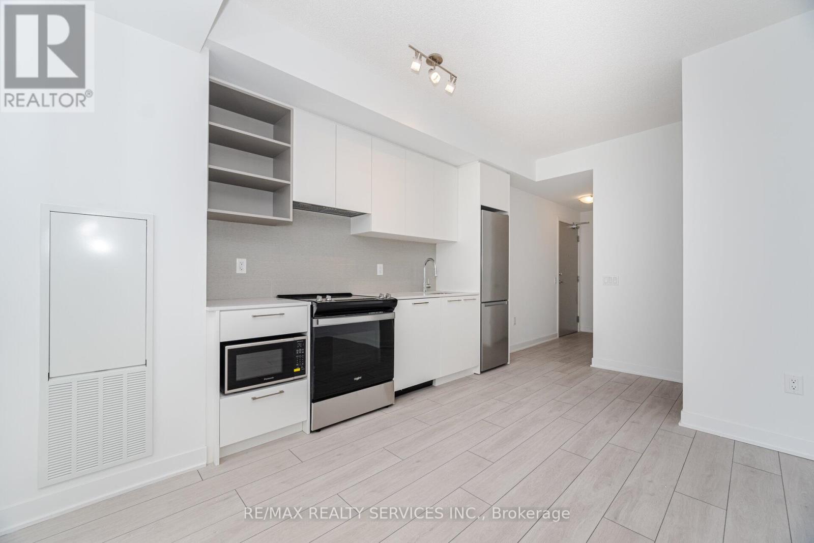 Unknown Address, ,    - Photo 7 - W13212950