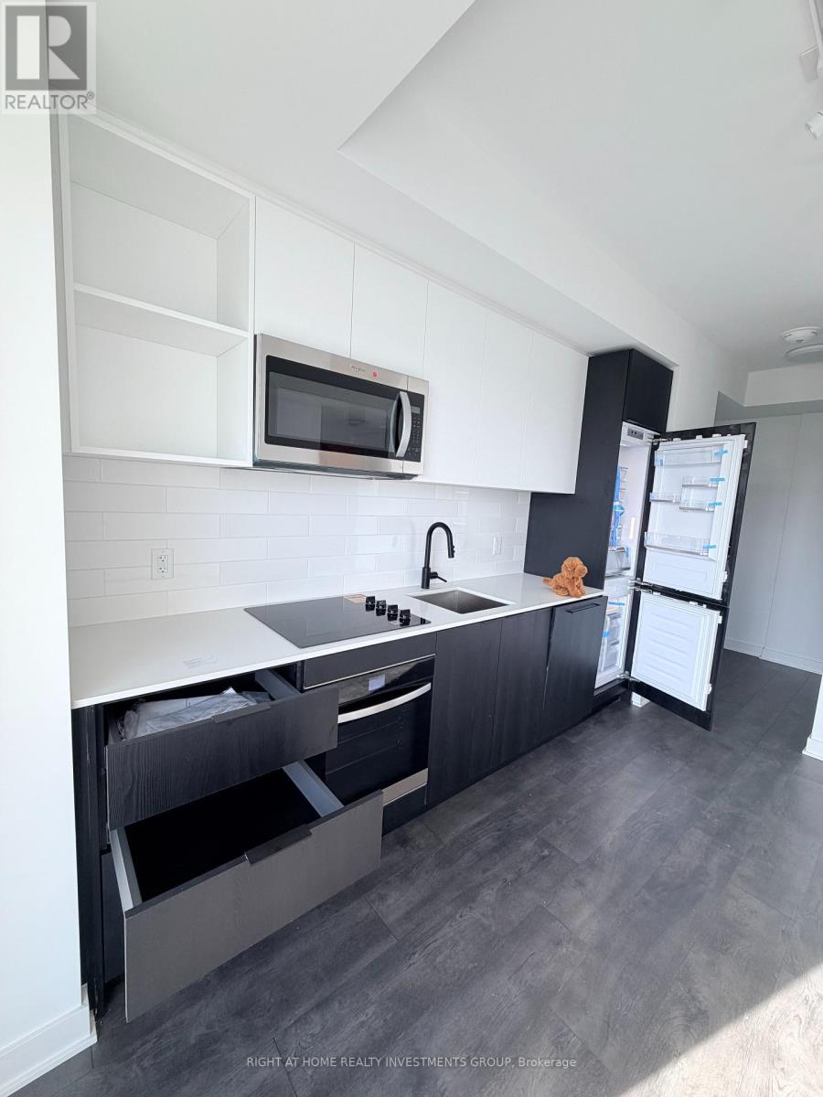 2101 - 1185 Dupont Street, Toronto, Ontario  M6H 1A5 - Photo 23 - W13212958