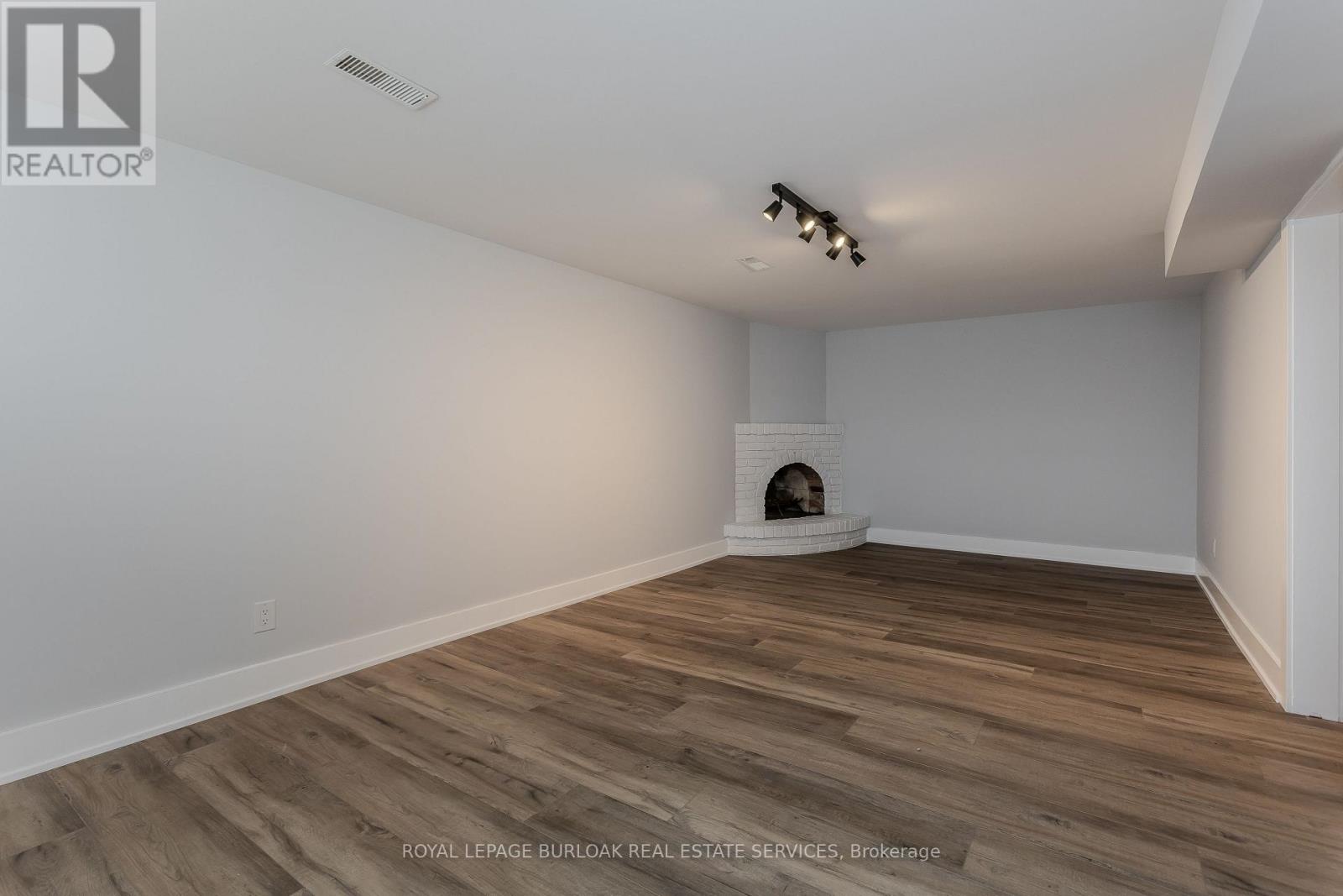 3125 Michael Crescent, Burlington, Ontario  L7M 1V3 - Photo 19 - W13213028