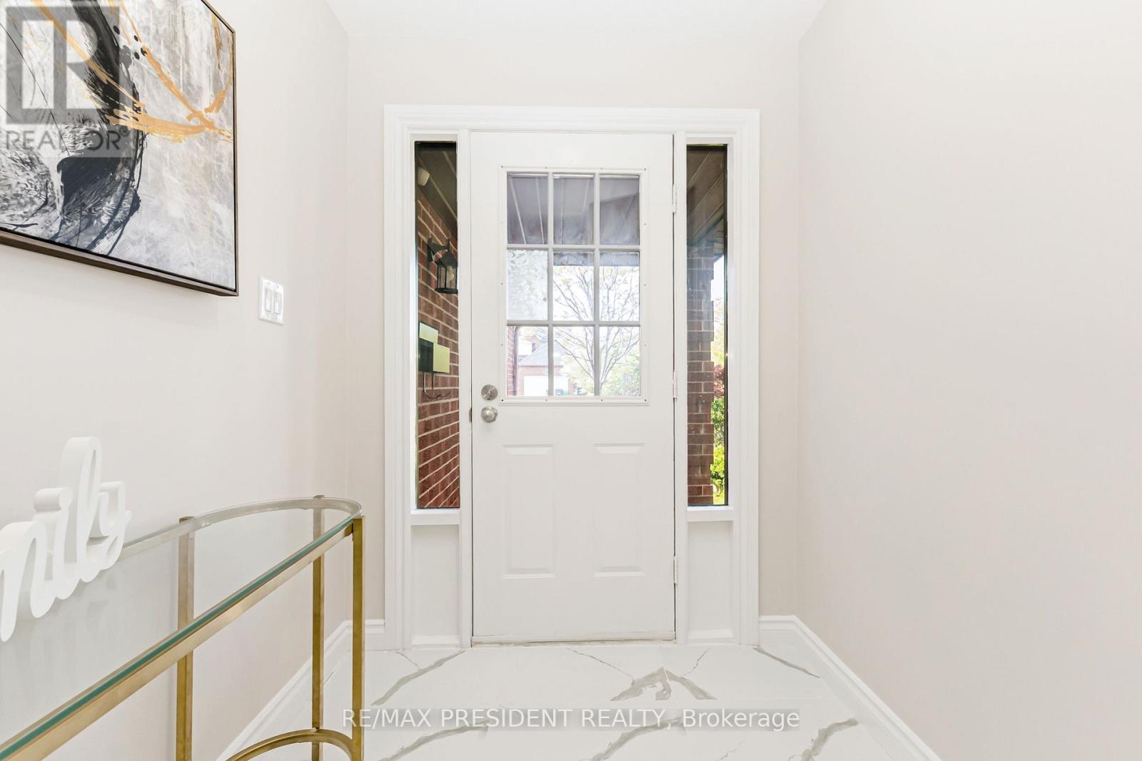 19 Copeland Road, Brampton, Ontario  L6Y 2S5 - Photo 5 - W13213040