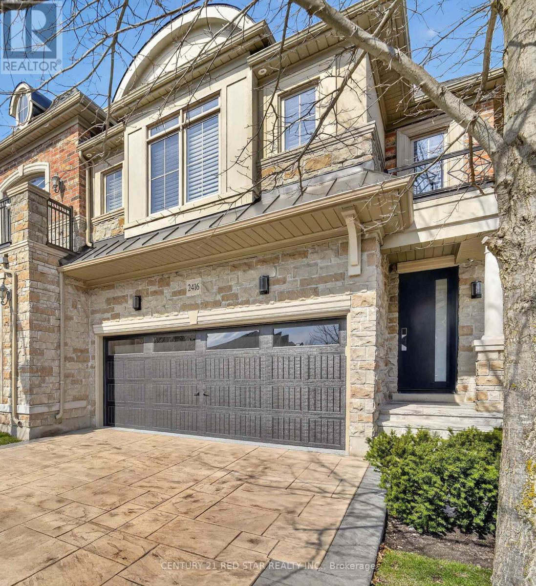 2416 Village Common, Oakville, Ontario  L6M 0S2 - Photo 3 - W13213058