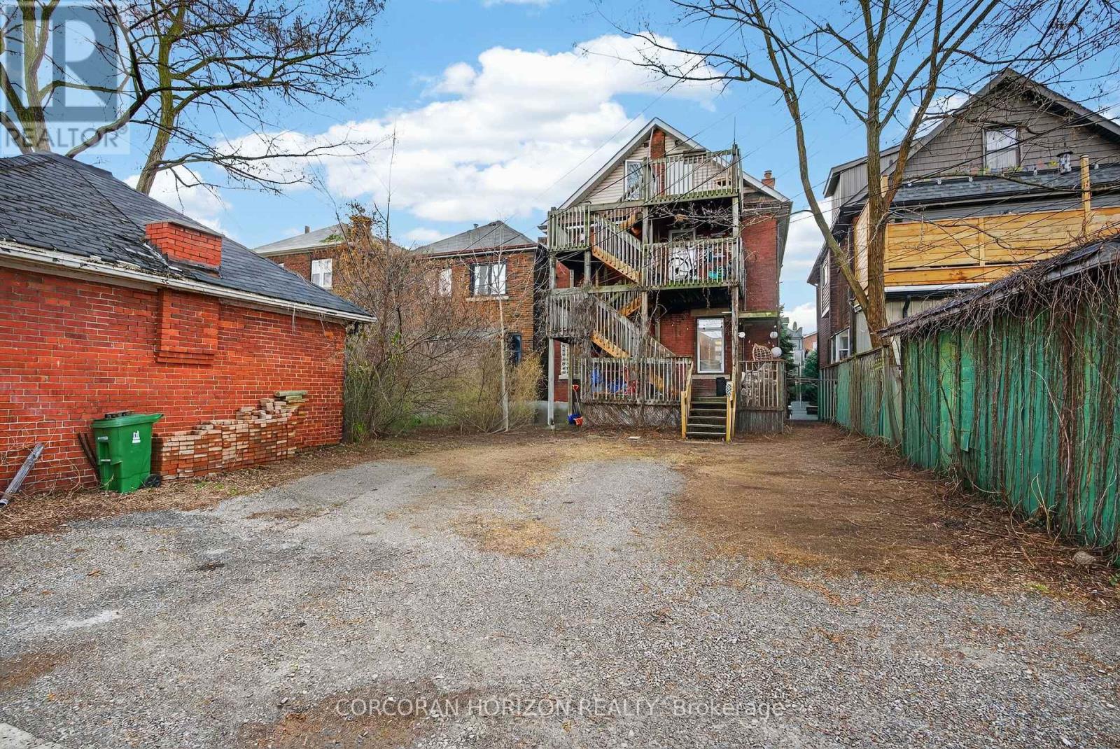 256 Keele Street, Toronto, Ontario  M6P 2K3 - Photo 37 - W13213066