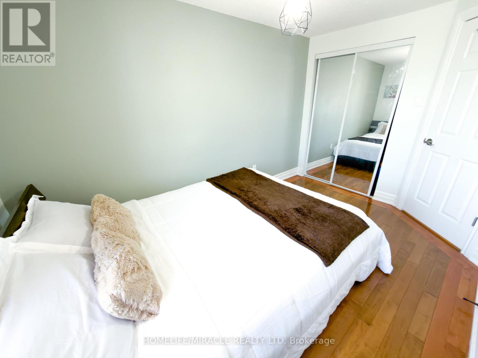 64 - 2440 Bromsgrove Road, Mississauga, Ontario  L5J 4J7 - Photo 26 - W13213120