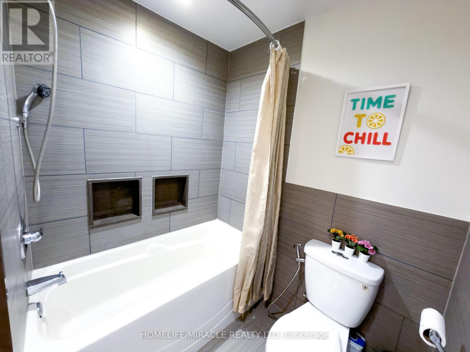 64 - 2440 Bromsgrove Road, Mississauga, Ontario  L5J 4J7 - Photo 29 - W13213120