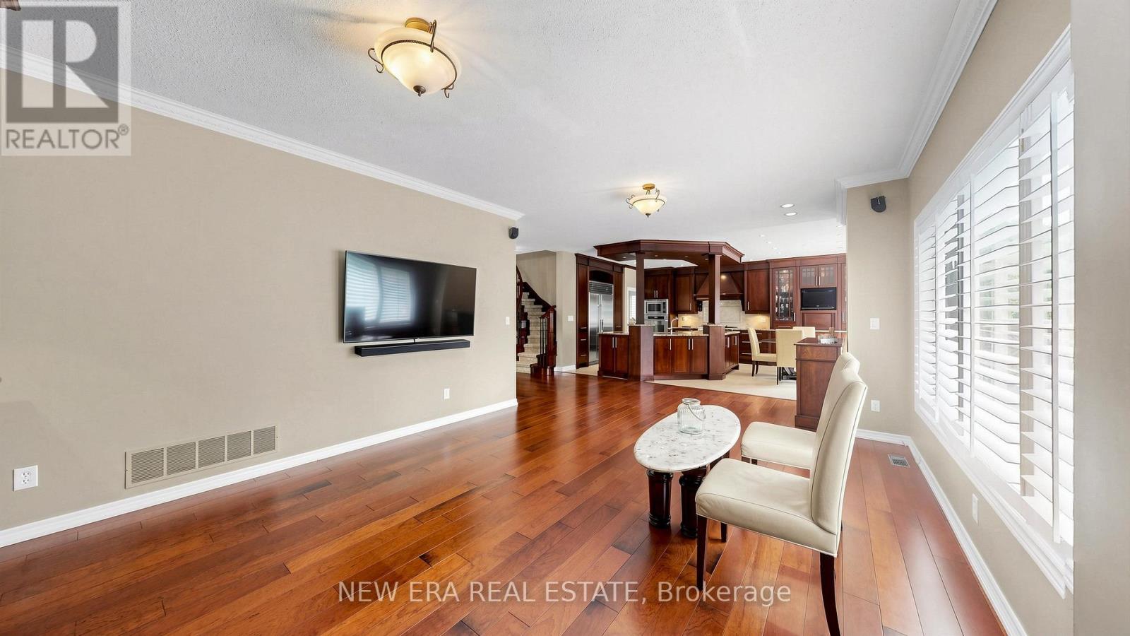 1206 Lindenrock Drive, Oakville, Ontario  L6H 6T4 - Photo 10 - W13213144