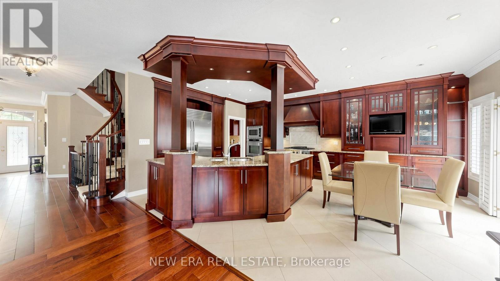 1206 Lindenrock Drive, Oakville, Ontario  L6H 6T4 - Photo 11 - W13213144